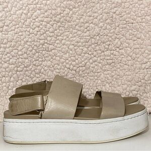 Vince Womens Westport Tan Leather Strap Platform Casual Sandals Shoes SZ 6.5